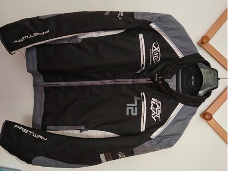 Neuwertige Motorrad Jacke