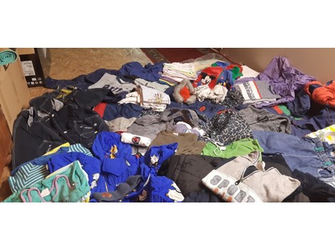 Baby-Kinderbekleidung
