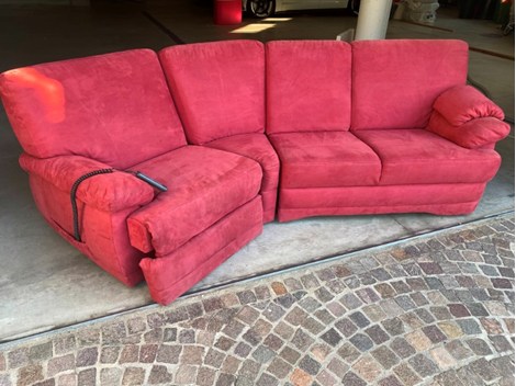 Sofa mit elektr. verstellbare Liege