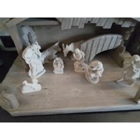 Krippenstall mit Figuren 1978 2