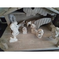 Krippenstall mit Figuren 1978 5