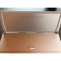 Microsoft Surface Pro 8 i5, 16 GB, 256 GB 5