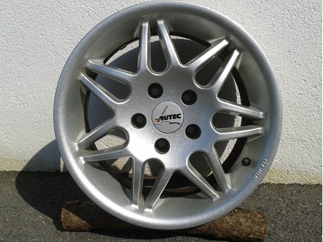 Felgen 15 Zoll in besten Zustand zu verkaufen!