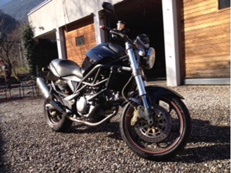 Verkaufe Cagiva Raptor M2 Baujahr 2001 32.075km Verkaufe Cagiva Raptor M2 Baujahr 2001 32.075km
