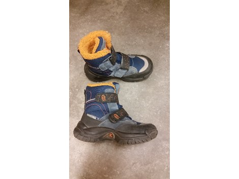 Buben-Winterschuhe, Gr. 29 Buben-Winterschuhe, Gr. 29