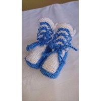 Handgestrickte Babypatschlan Babysocken aus Wolle 6