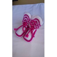 Handgestrickte Babypatschlan Babysocken aus Wolle 3