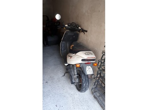 Scooter Phantom 50cc in weiß