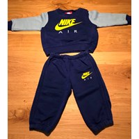 NIKE TRAININGSANZUG 2