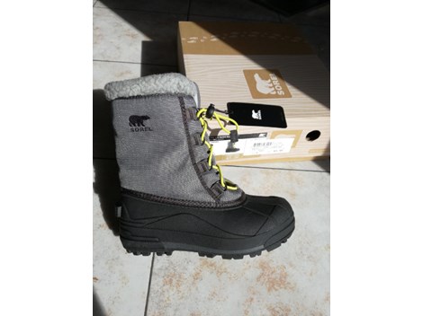 Winterstiefel SOREL NEU, Gr. 34 Mod.Youth Cumberla Winterstiefel SOREL NEU, Gr. 34 Mod.Youth Cumberla