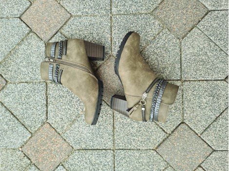 Stiefel Winter mit Fell innen Stiefel Winter mit Fell innen