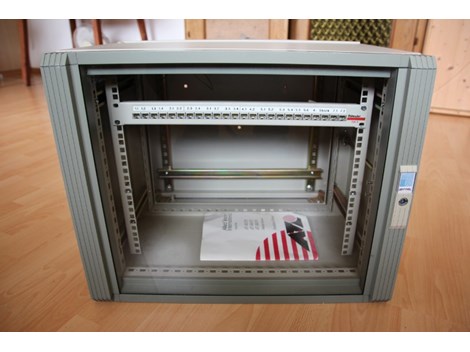 Netzwerkschrank Rittal Wandverteiler-Gehäuse Netzwerkschrank Rittal Wandverteiler-Gehäuse