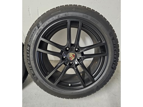 4 Originale Porsche Cayenne Felgen mit Winterreife