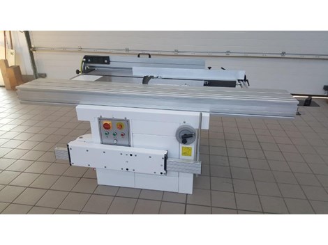 C300 kombinierte Hobelmaschine mit Hammer C300 kombinierte Hobelmaschine mit Hammer