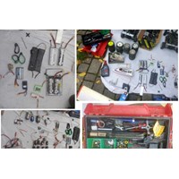 Modellbau-Set Hobbyaufbage. Flugzeug, Auto, Boot. 5